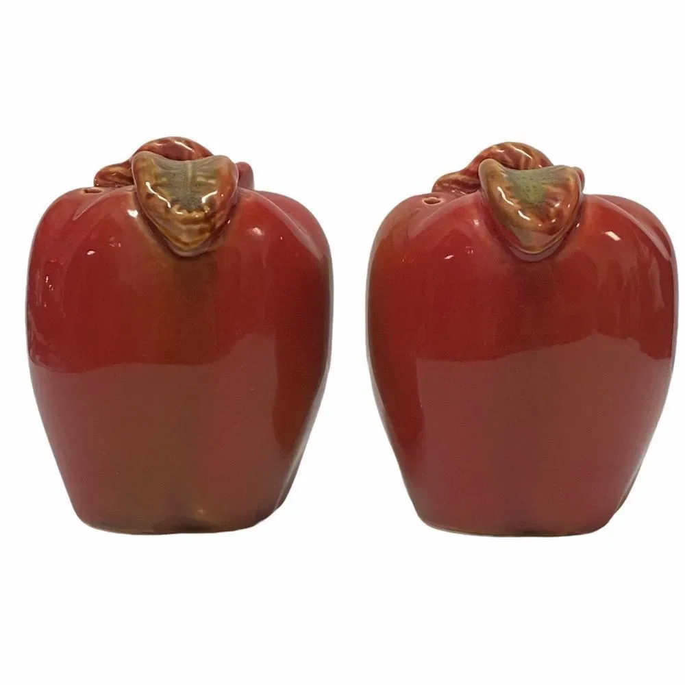 Vintage‎ Red Apple Ceramic Salt & Pepper Shakers